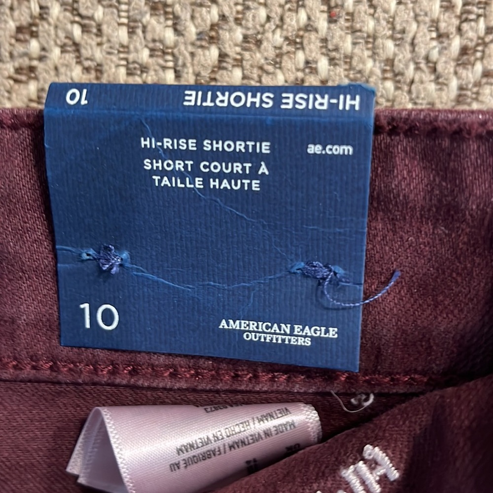 America Eagle - High Rise Shortie Size 10 - Picture 3 of 4